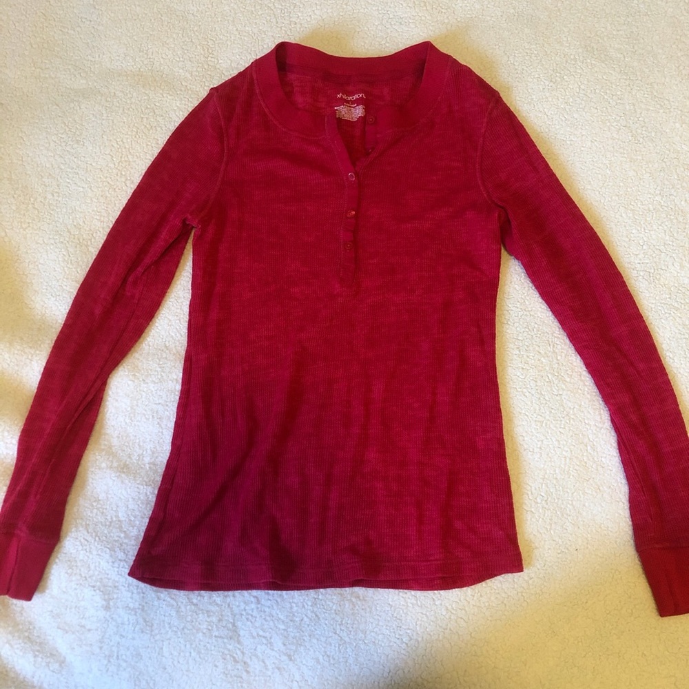 red long sleeve shirt, size large